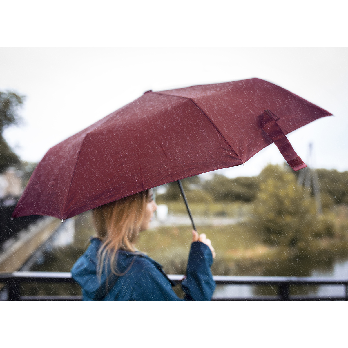 R07943.82 - Składany parasol sztormowy Ticino, bordowy