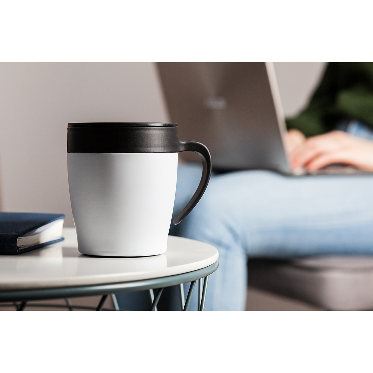 R08427.06 - Kubek z uchem Chillout 350 ml, biały
