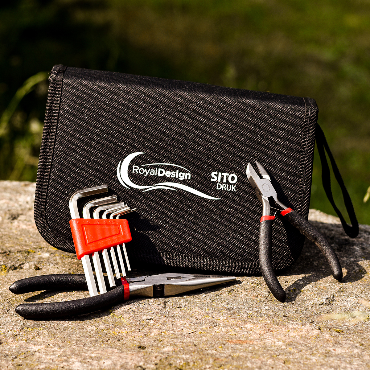 R17722 - Zestaw narzędzi Expand, czarny/czerwony